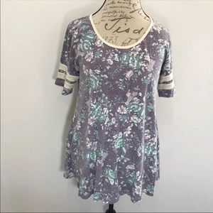 Lularoe Perfect T size M